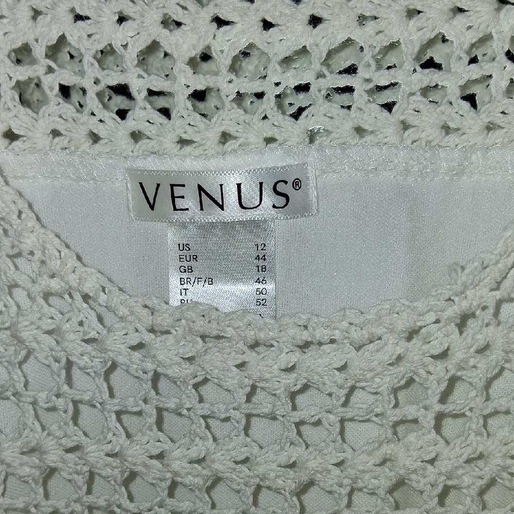 VENUS Ivory Crochet Accent Tank Top - Picture 2 of 5